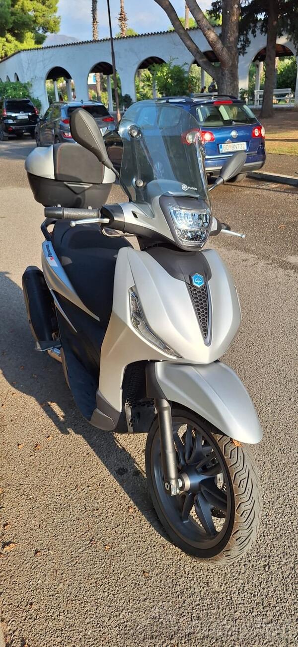 Piaggio - Beverly