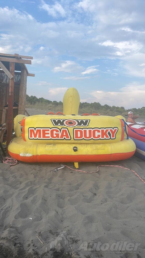 Gomë për tërheqje WOW MEGA DUCKY