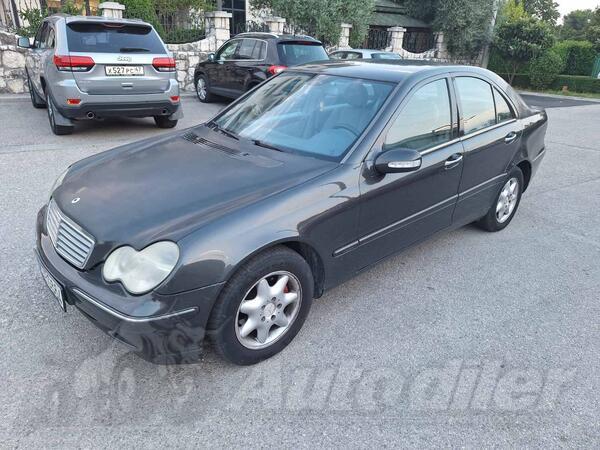 Mercedes Benz - C 200 - 2,2 cdi