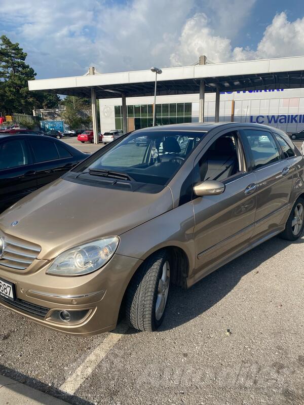 Mercedes Benz - 200 - 1.9 CDI