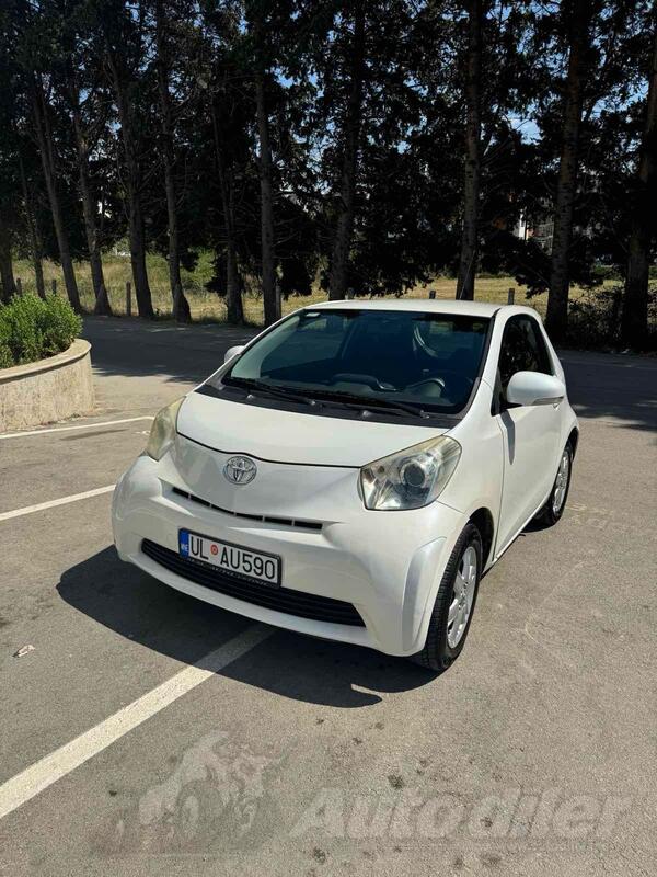 Toyota - iQ - 1.0 vvt Automatic