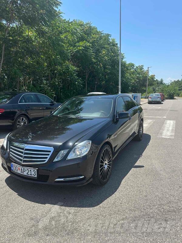 Mercedes Benz - E 200