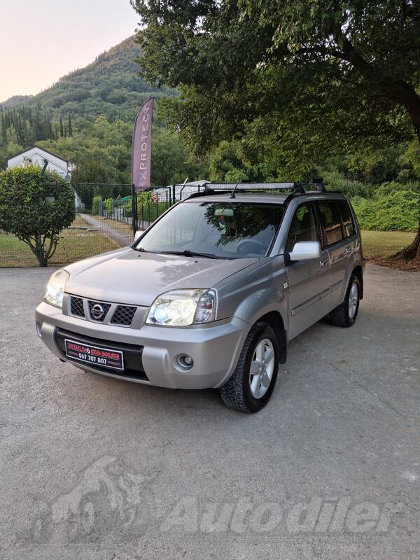 Nissan - X-Trail - 2.2