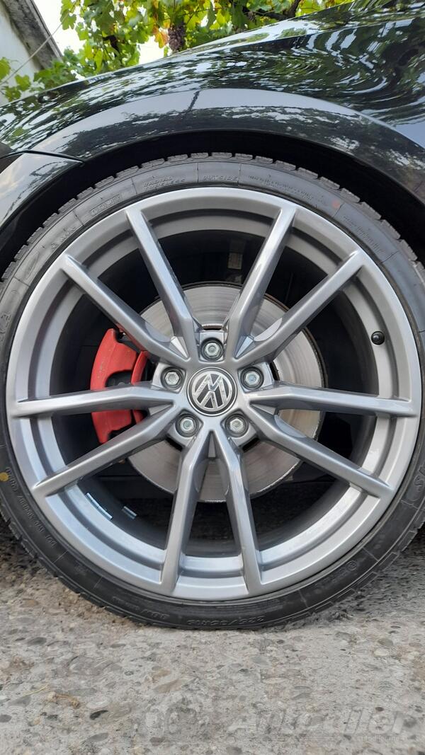 Fabričke rims and PRETORIA 19ICE5 *112 tires