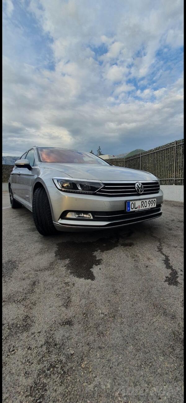 Volkswagen - Passat - 2.0 TDI BLUEMOTION