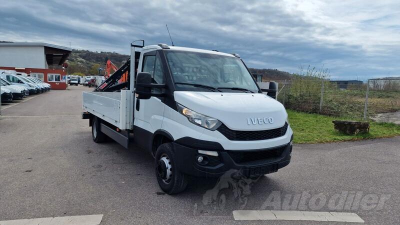 Iveco - 70C17 / Ravna Platforma / Kran HIAB