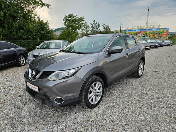 Nissan - Qashqai - 1.5 DCI