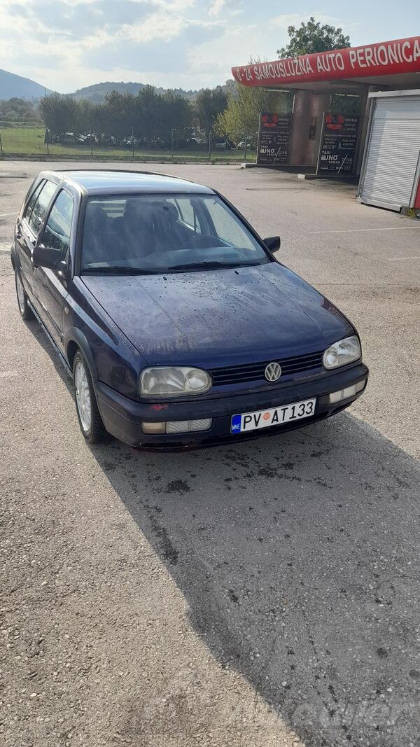 Volkswagen - Golf 3 - 1.6