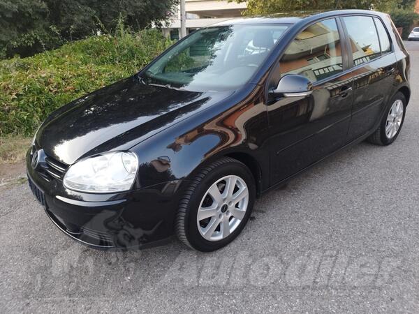 Volkswagen - Golf 5 - 1.9 77KW