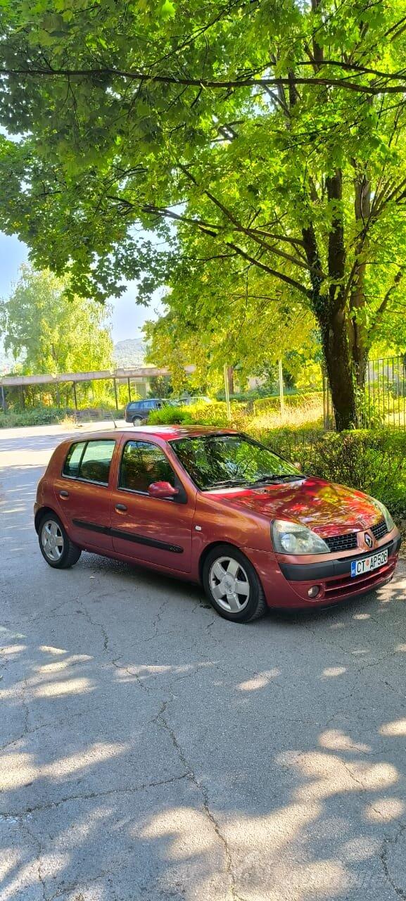 Renault - Clio - 1.5 DCI