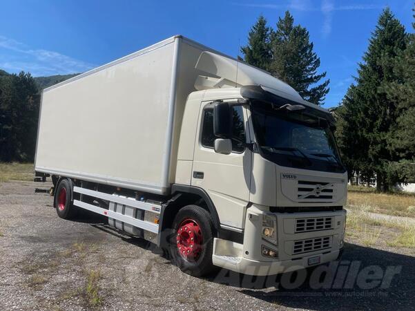 Volvo - FM 330