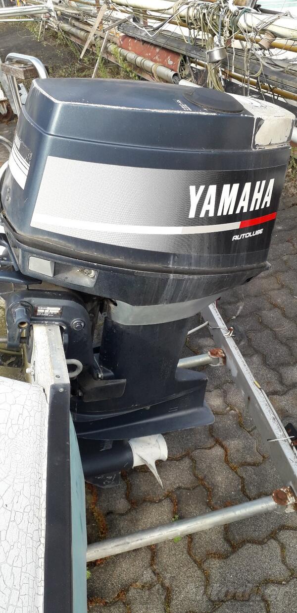 Yamaha - Yamaha 40/60 3 cilindra 2t autolube kratka noga - Motori za plovila