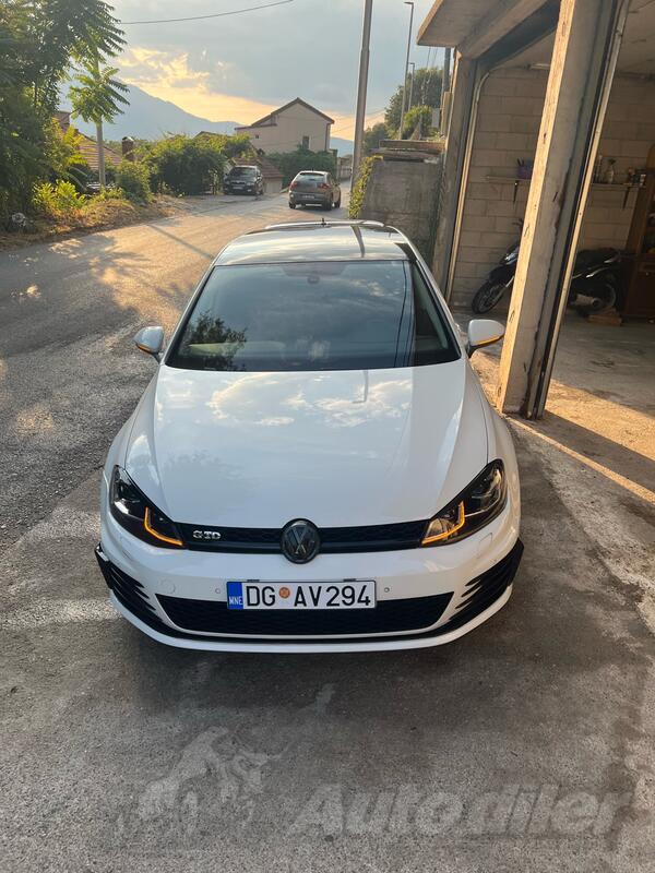 Volkswagen - Golf 7
