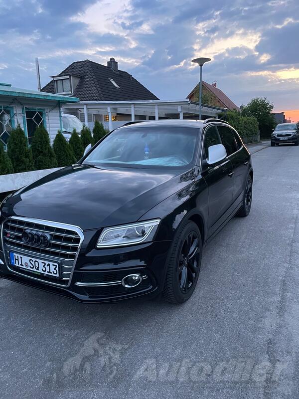 Audi - SQ5 - 3.0