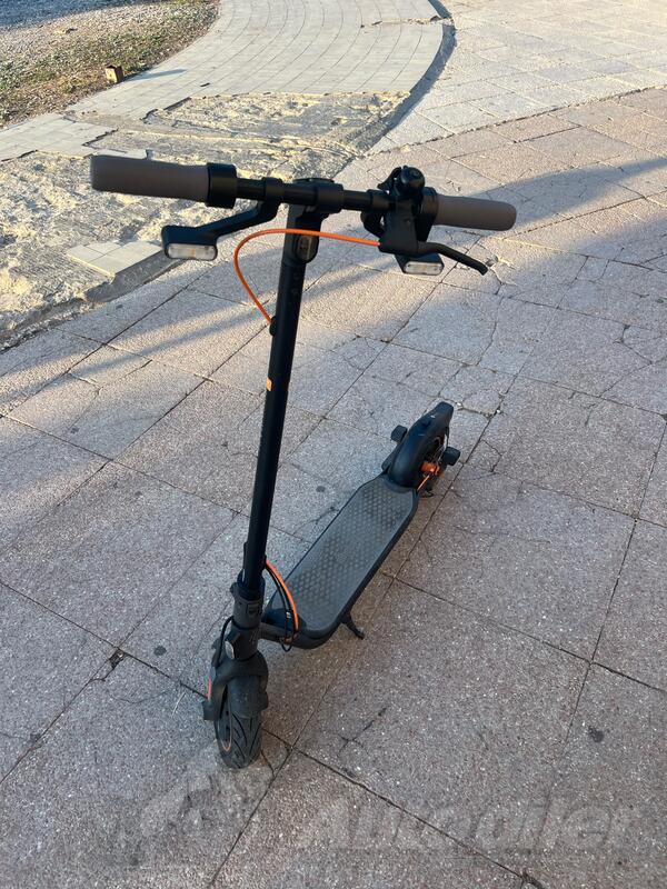 BMW - Segway ninebot