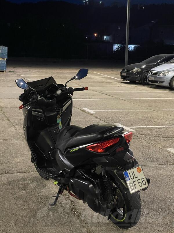 Yamaha - Xmax