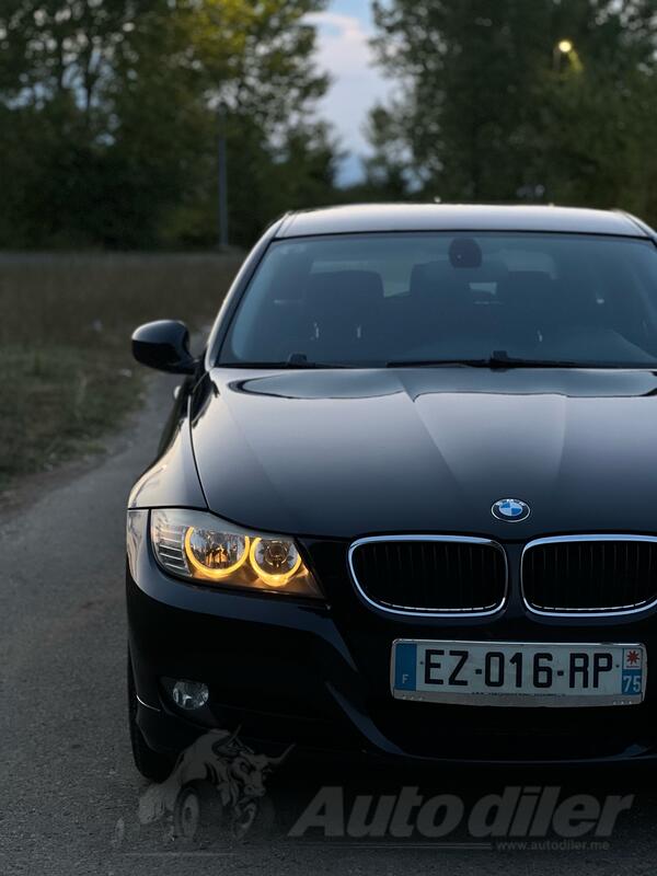 BMW - 318 - D