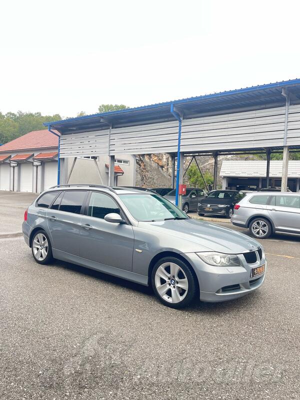 BMW - 320 - 2.0D