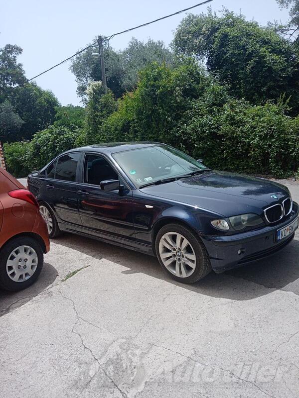 BMW - 318 - 318i