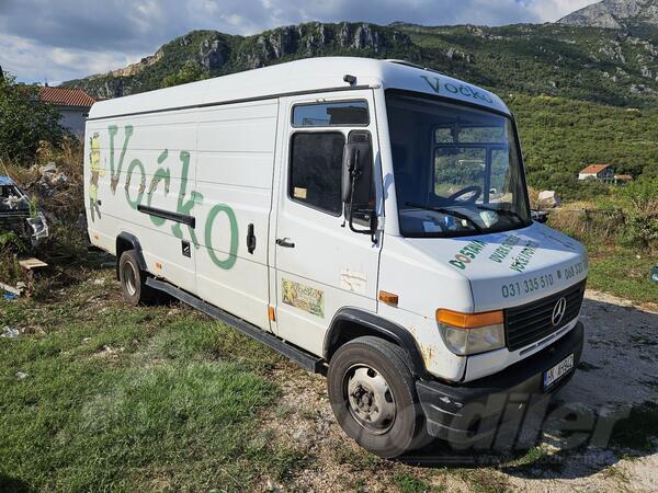 Mercedes Benz - vario 815