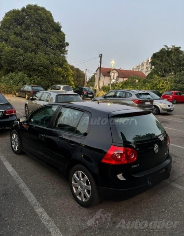 Volkswagen - Golf 5 - 2.0TDI