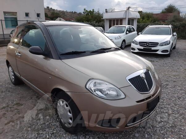 Lancia - Ypsilon - 1.2 i