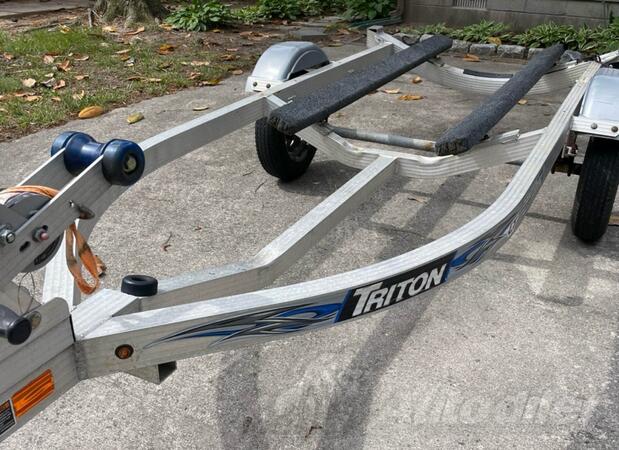 Prikolice za plovila