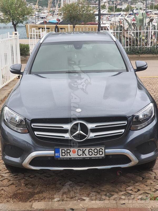 Mercedes Benz - GLC 250