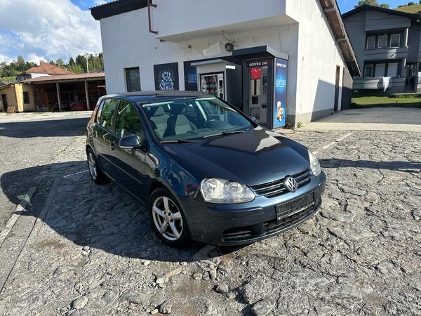 Volkswagen - Golf 5 - 2.0 TDI