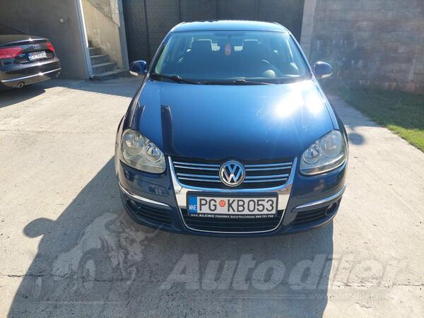 Volkswagen - Jetta - 1.9 Tdi