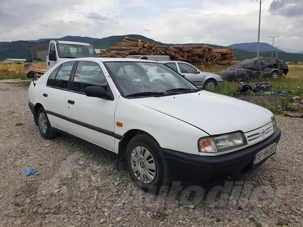 Nissan - Primera - 1.6 slx