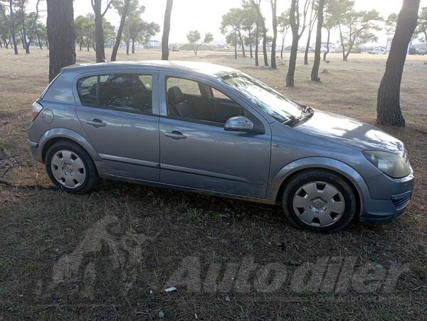 Opel - Astra - 1.6