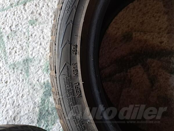 GoodYear - Goodyear ultra grip - Winter tire