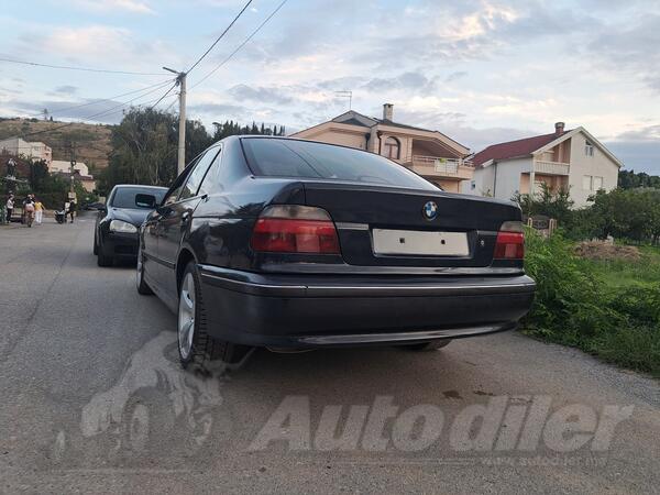 BMW - 525 - 2.5tds