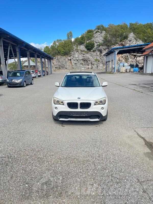 BMW - X1 - X-Drive