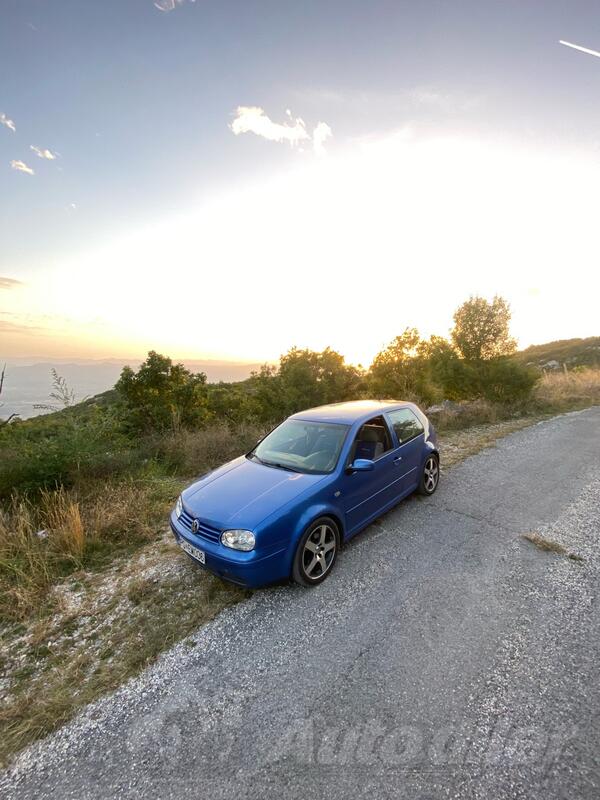 Volkswagen - Golf 4