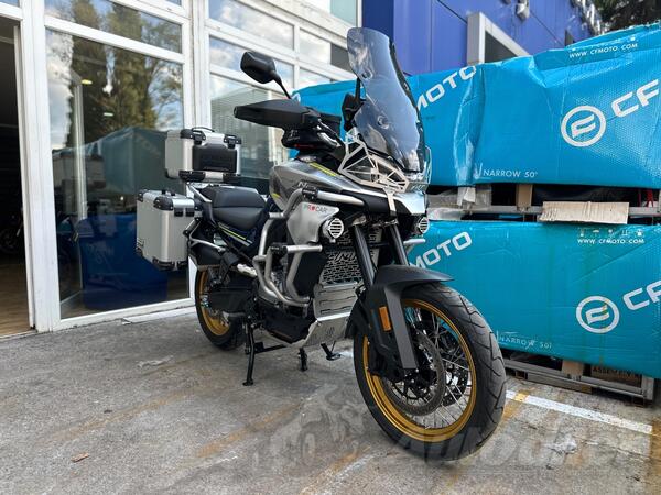 CF Moto - 800 MT Touring