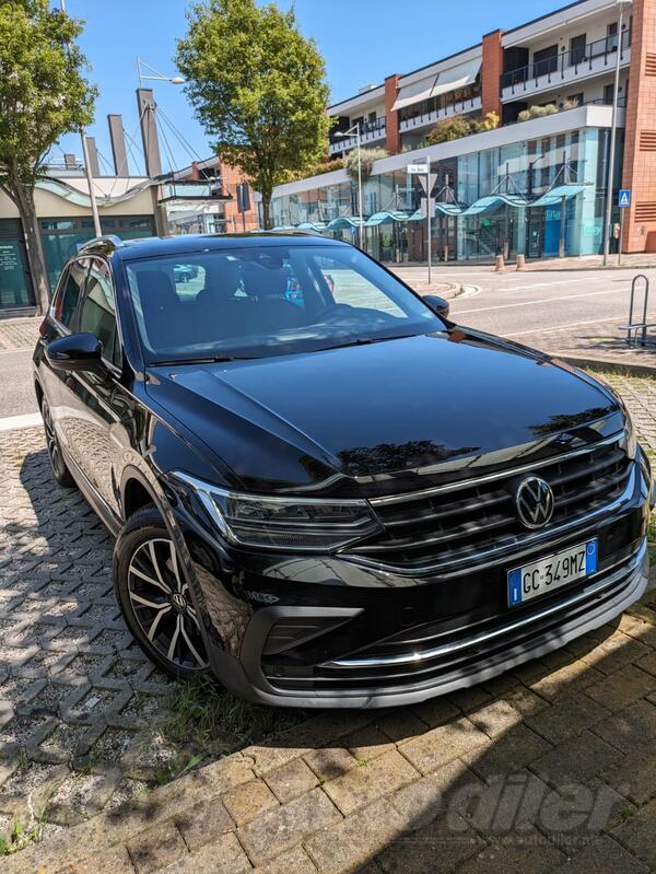 Volkswagen - Tiguan - 2.0 tdi