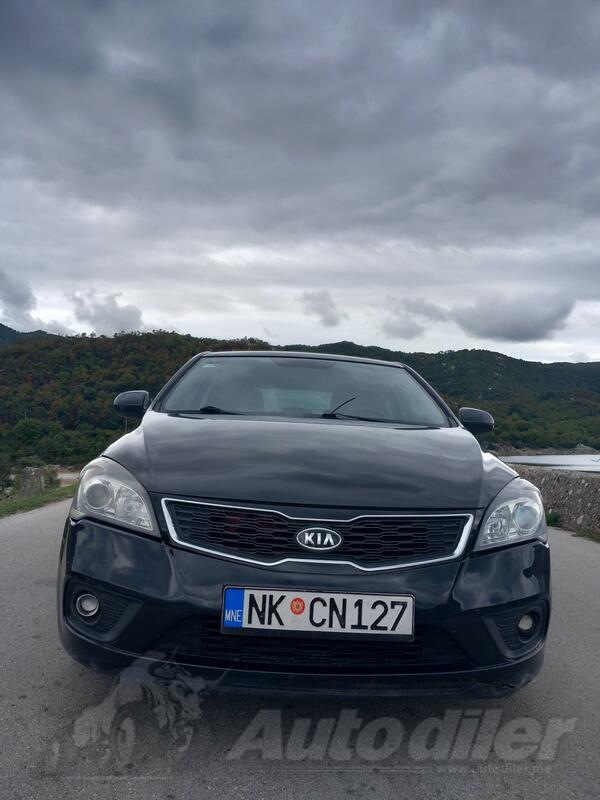 Kia - Cee`d