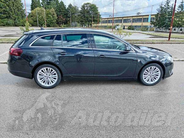 Opel - Insignia - 2.0 biturbo