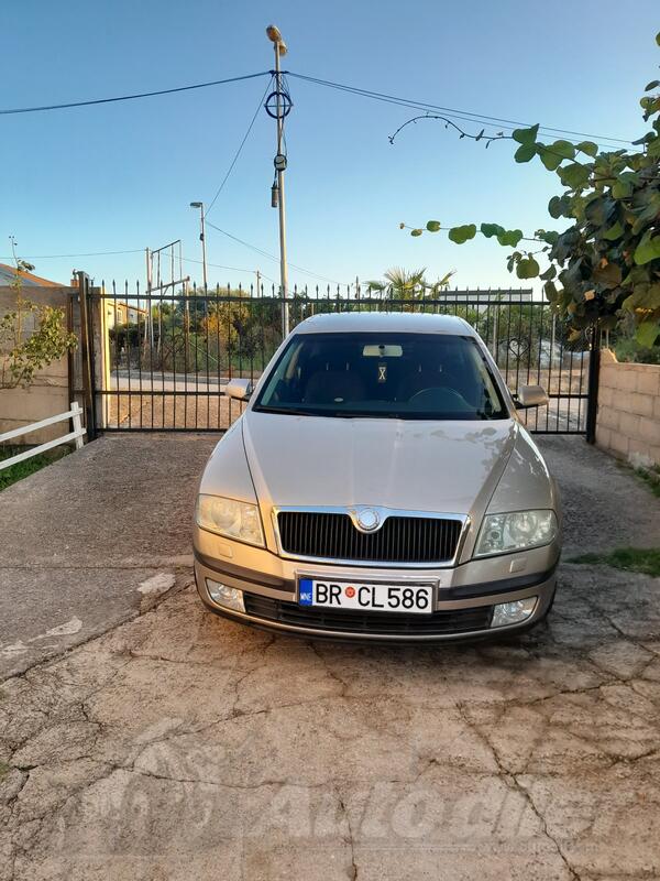 Škoda - Octavia - 1.6fsi