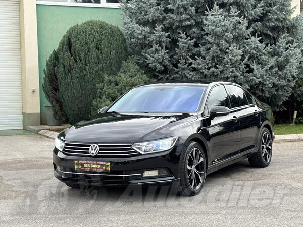 Volkswagen - Passat