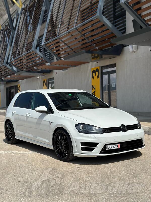 Volkswagen - Golf 7 - R