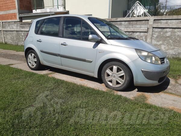 Renault - Scenic - 1.5 DCI