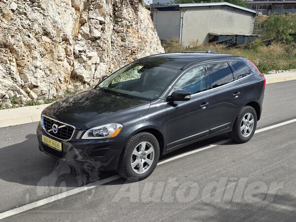 Volvo - XC 60 - 2.0 D3 120kw