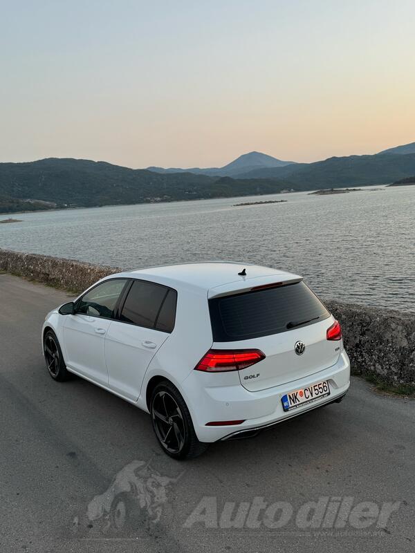 Volkswagen - Golf 7 - 1.6 TDI DSG