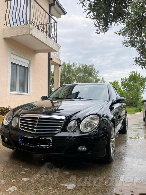 Mercedes Benz - E 220 - 2.2