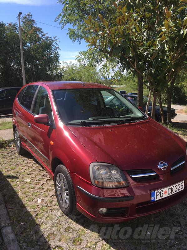 Nissan - Almera Tino - 1.8