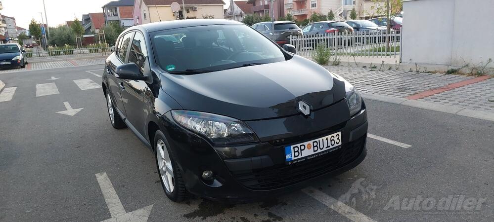 Renault - Megane - 1.9.cm