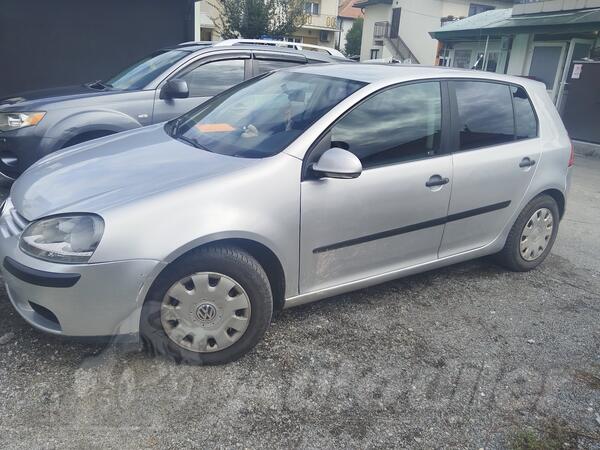 Volkswagen - Golf 5 - 2.0 tdi